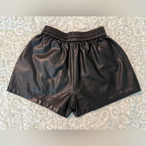 Everbellus High Rise Black Faux Leather Shorts with Pockets Small - Picture 4 of 7